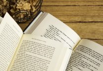 単語（スペル）が違うけど同じ発音の英語（同音異義語）をセットで紹介！